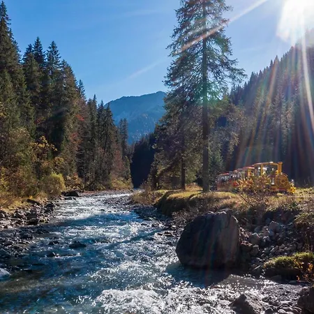 Thaneller Stadl Braeu Hotel 4*