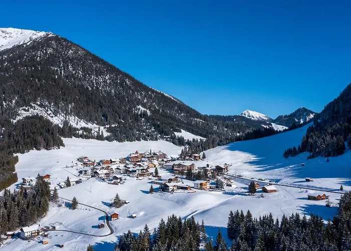 Thaneller Stadl Braeu Hotel 4*