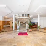 Ξενοδοχείο Thaneller 4*