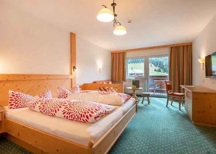 Thaneller Stadl Braeu Hotel 4*