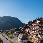 Thaneller Stadl Braeu Hotel Berwang